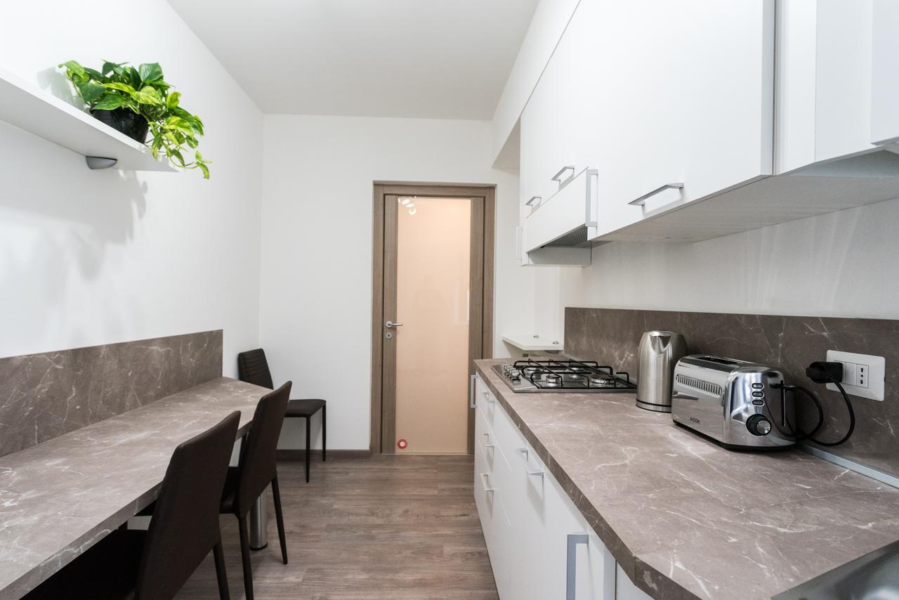 Central & Modern Apartment By Rent All Como Kültér fotó