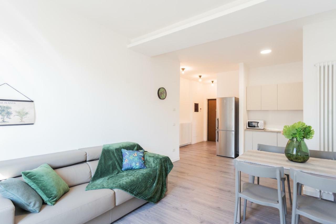 Central & Modern Apartment By Rent All Como Kültér fotó